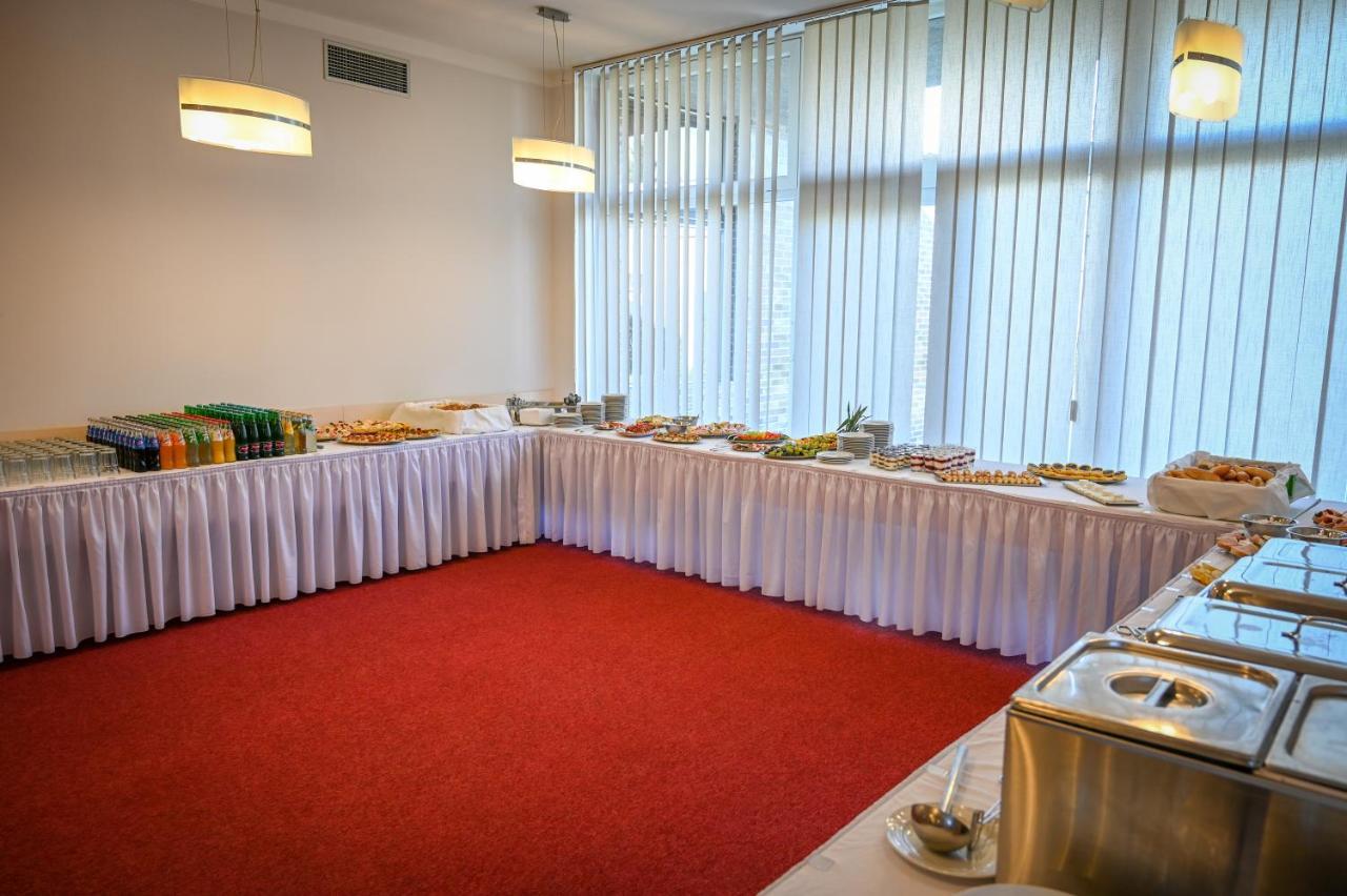 Opera Hotel Jaromerice nad Rokytnou